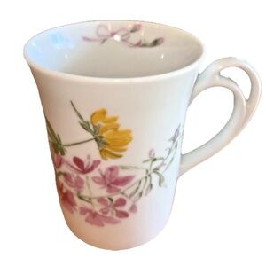 Bruce Hart Floral Ceramic Mug – Flower Coffee Cup by Cape Cod Candle Co. EUC